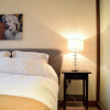 Отель Bright 1 Bedroom Apartment With River Views, фото 3