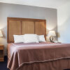 Отель Rodeway Inn & Suites Niagara Falls, фото 32