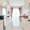 Отель Homey 3Br Sky House Bsd Apartment Next To Aeon Mall, фото 2
