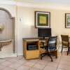 Отель La Quinta Inn Tampa Airport Stadium Westshore, фото 6