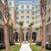 Отель Embassy Suites by Hilton Charleston Harbor Mt. Pleasant, фото 1