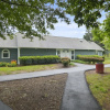 Отель Top Rated Townhome - Our Reviews Say It All. Large Discount During Pandemic. Self Checkin, Pet Frien, фото 25