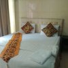 Отель Ruchi India Restaurant & Guesthouse - Hostel, фото 3