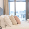 Отель Apex Lofts Suite - 2 bed 2 Bath w/ Rooftop Terrace, фото 11