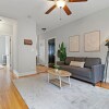 Отель Portage Park Classic 1BR Apt in Montrose, фото 2
