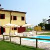 Отель Cozy Holiday Home in Ariano nel Polesine With Swimming Pool, фото 18