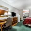 Отель Econo Lodge Inn & Suites, фото 5