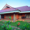 Отель Arayal Resorts: A Unit of Sharoy Resort, Wayanad, фото 1