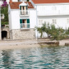 Отель Bale - Right at the Beach - A1 Plaza, фото 1