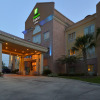 Отель Holiday Inn Express Hotel & Suites Baton Rouge North, an IHG Hotel, фото 1
