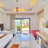 Отель Golden Bay Cottage, фото 3