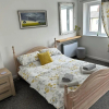 Отель Immaculate 2-bed Cottage in Flamborough, фото 5