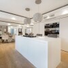 Отель Exquisite 2400sqft 3 Bed Brick Lane Pad, фото 21