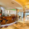 Отель Premier & Suites, фото 2