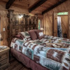 Отель Bear Country Cabin, фото 18