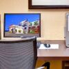 Отель Holiday Inn Express Lake Elsinore, фото 10