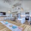 Отель Salty Seahorse - Waterfront! Pet Friendly! Game Room, Pool Table, Beautiful Views - Room For The Who, фото 13