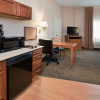 Отель Candlewood Suites Northeast Kansas City, an IHG Hotel, фото 14