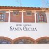 Отель OYO Castillo Santa Cecilia, фото 1