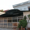 Отель OYO 135 Menteng Guest House, фото 14