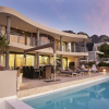 Отель Luxury Camps Bay Villa With Large Patio and Private Pool Wescamp, фото 44