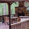 Отель Denali Private Cabin Includes Xbox, Hot Tub, and Stone Pizza Oven by Redawning, фото 14