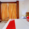 Отель OYO 90350 Hotel Five Star 2, фото 23