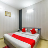 Отель OYO Flagship 5175 Hotel Rama Blue Point, фото 6