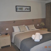 Отель Grevillea Gardens Apartment 3, фото 6