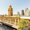 Отель BELLE, 2BDR Melbourne Apartment в Мельбурне