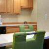 Отель Americas Best Value Inn-Edmonds Seattle North, фото 9