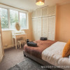 Отель Maidstone Family Homes - Upper Road, фото 4