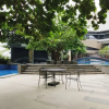 Отель Minimalist And Restful 2Br At Grand Sungkono Lagoon Apartment, фото 11