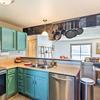 Отель Updated Condo w/ Views & Deck < 1 Mi to Grand Lake, фото 3