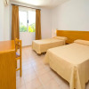 Отель Apartamentos Cala LLonga Playa Ibiza, фото 2