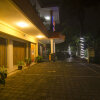 Отель Fora Guest House Taman Lingkar, фото 12
