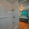 Отель Galveston Beach House w/ Private Deck & Gulf Views, фото 5