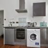 Отель Cosy 1BR Central Apartment In Bermondsey, фото 4