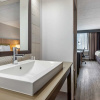 Отель Comfort Inn & Suites, фото 10