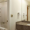 Отель Days Inn by Wyndham Wichita West Near Airport, фото 14