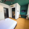 Отель Room V Jalan Jenang, фото 11