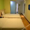 Отель 7 Days Inn (Luohe Jiaotong Road Xinmate Square), фото 25