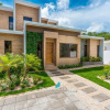 Отель Playa Potrero: Stunning modern 3 BR, 3.5 bath home - Casa Coralis, фото 10