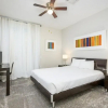 Отель Beautiful Townhome, Near the Parks, Vista Cay-4022, фото 3