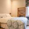 Отель Clapham Old Town Maisonette - FOS, фото 27