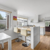 Отель Iluka - coastal family living, only 700m to beach, фото 11