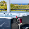 Отель ASTERIA PEARL VILLA 2 with Rooftop Jacuzzi, фото 8