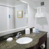 Отель Hampton Inn & Suites Memphis-Beale Street, фото 8