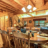 Отель Return To Me, 3 Bedrooms, Sleeps 9, Pool Table, Hot Tub, Gas Fireplace, фото 8