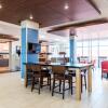 Отель Holiday Inn Express & Suites Madison, an IHG Hotel, фото 28